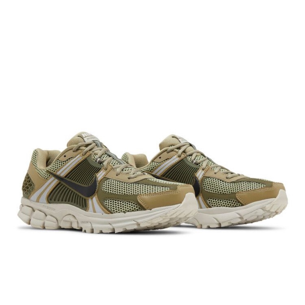 Nike Zoom Vomero 5 "Neutral Olive" FJ1915-200 NEW